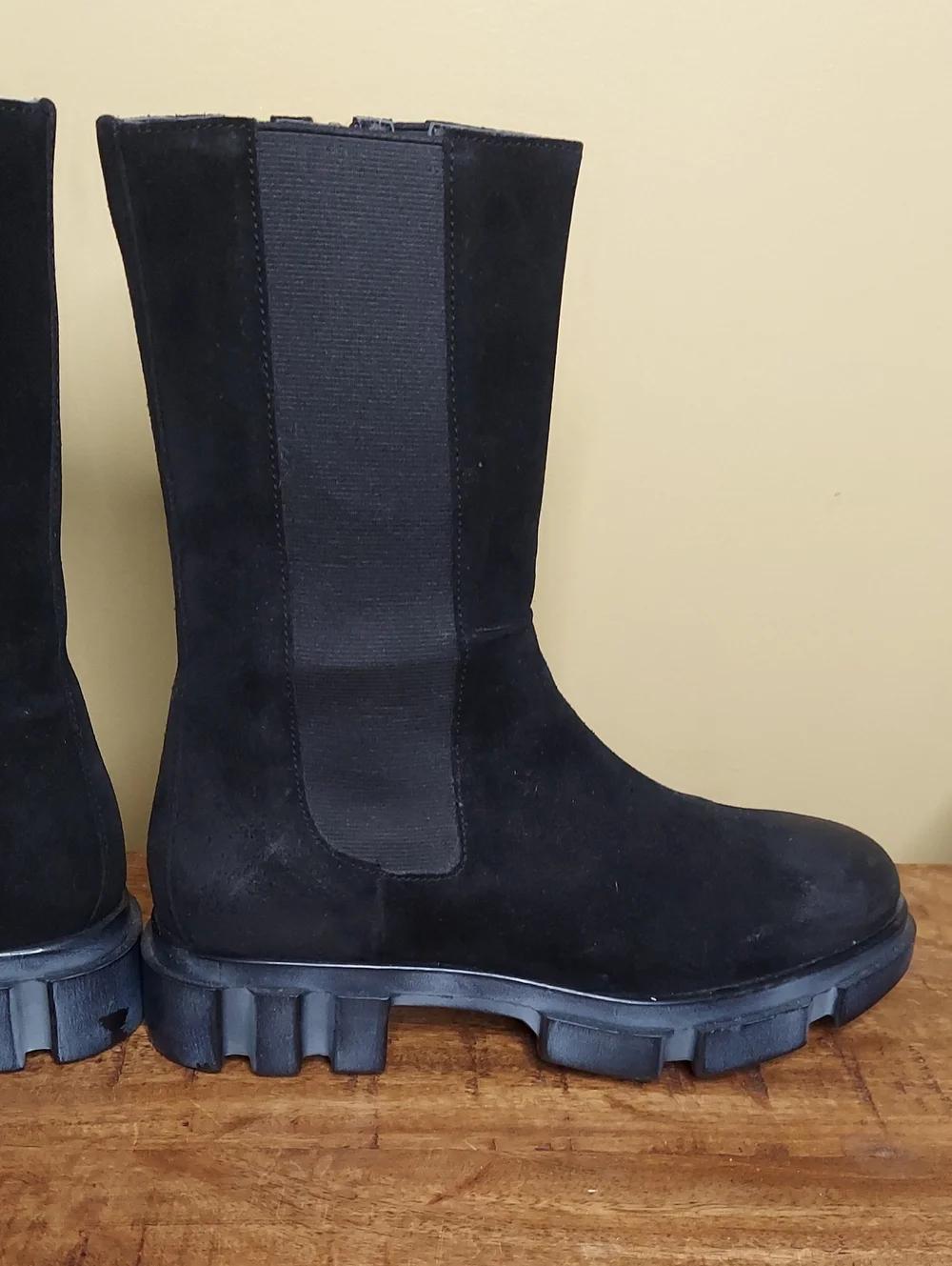 NWOT Free People Black Suede Mid-Calf Zip Boots - EU 40
